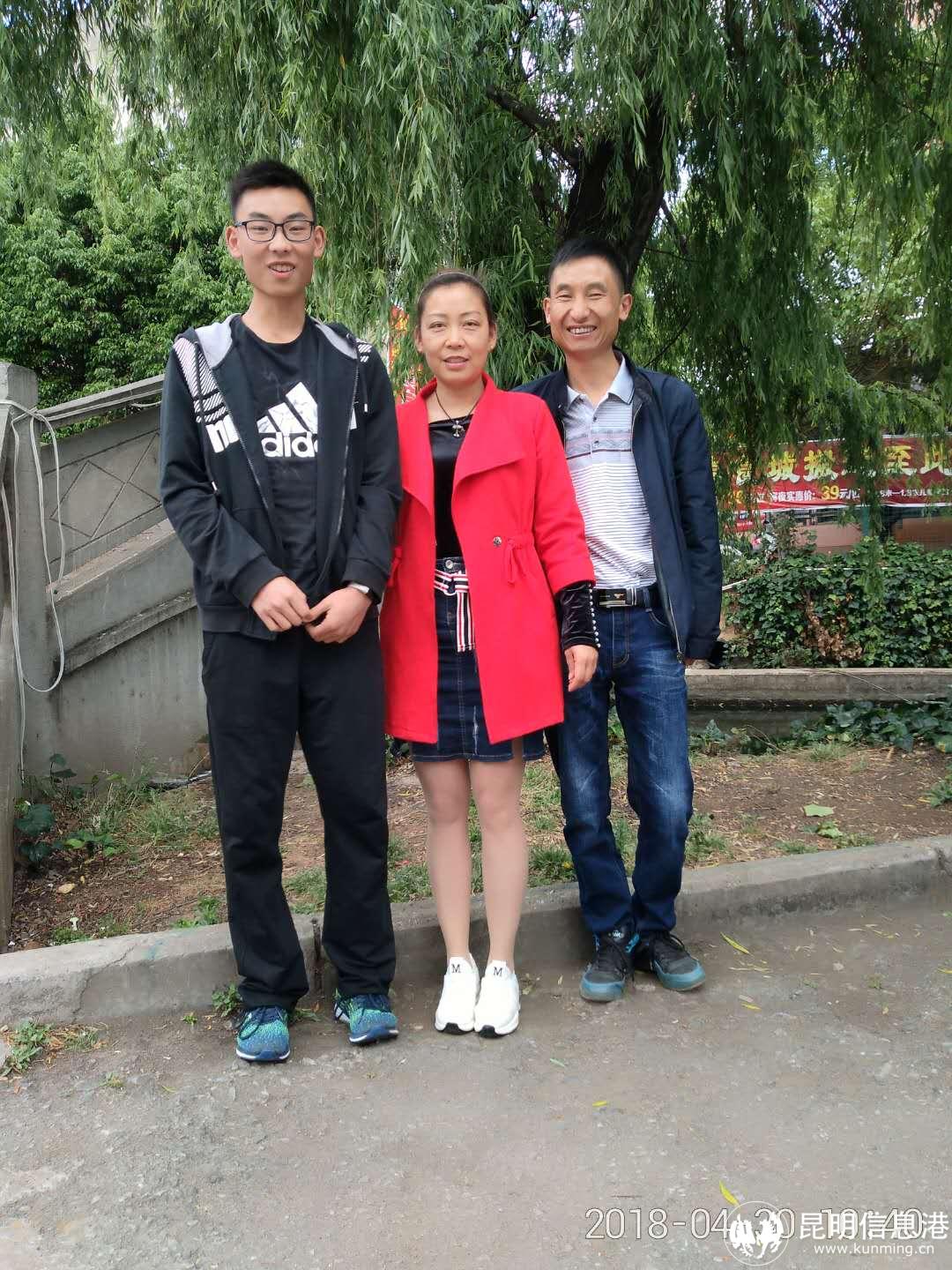 袁勇強(qiáng) (3) 袁勇強(qiáng) (3)