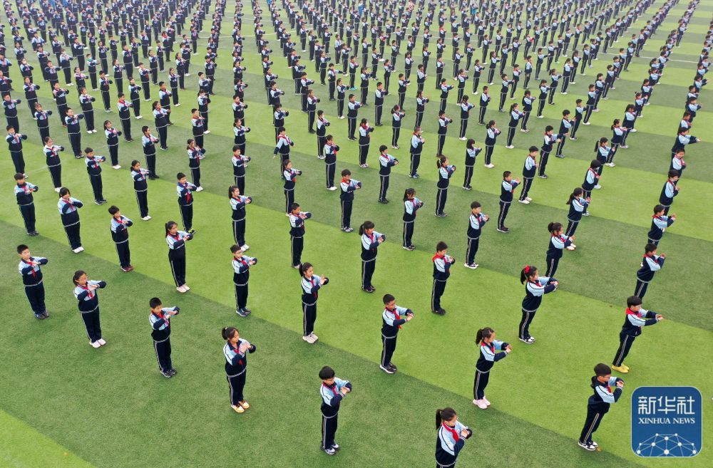 d4f266f31c844a7b8b717f84ae5a283d