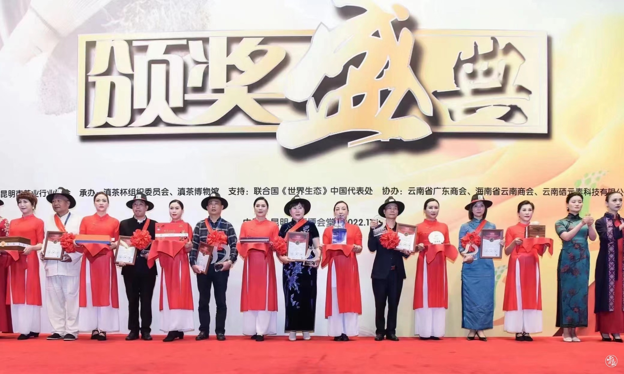 a2529293a004c80b4fd2972bfd6c1ff.jpg a2529293a004c80b4fd2972bfd6c1ff.jpg