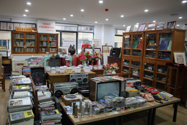 云跡青年|老昆明雜書館