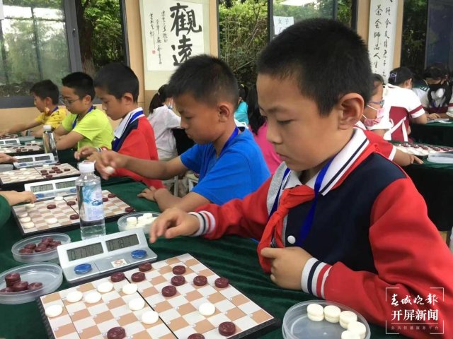 茨壩小學(xué):特色教育花開(kāi)滿(mǎn)園