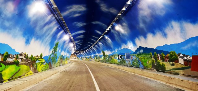 建個(gè)元高速公路全線建成試通車