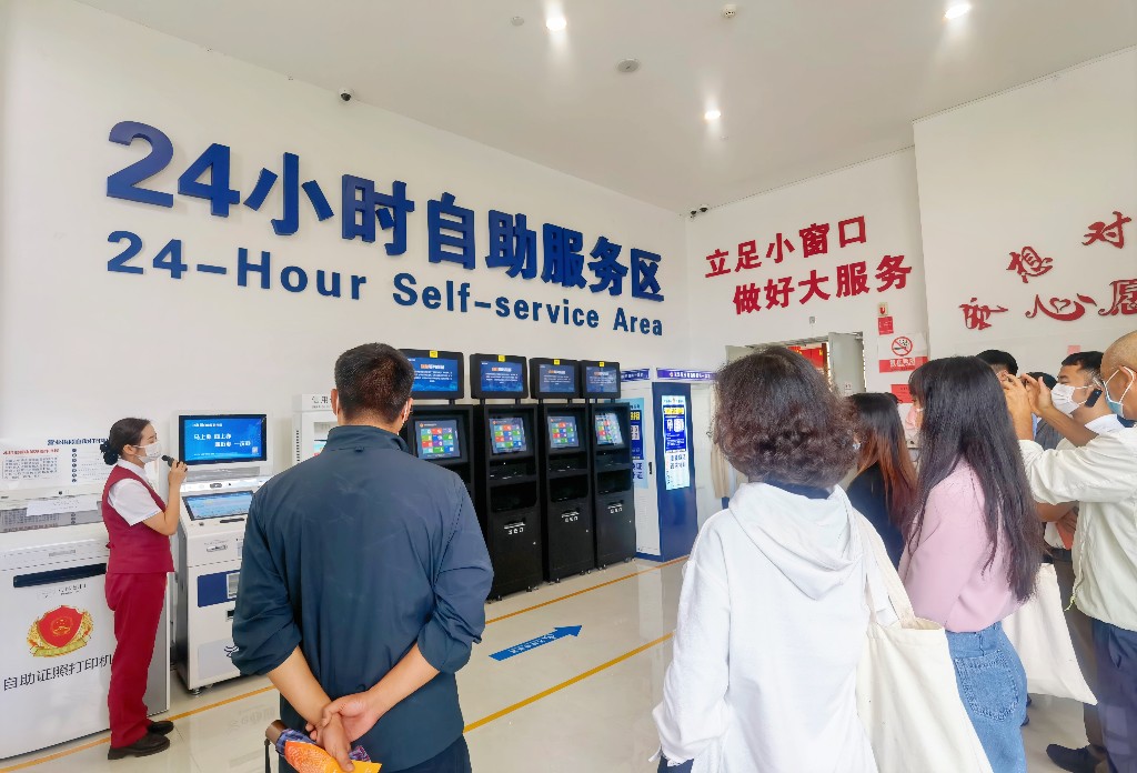 14昆明市“政府開放月”今日開啟 張琦敏攝.jpg