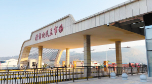 磨憨邊民互市場。記者冉光雯攝