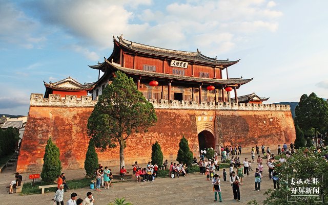 從古建筑看大理巍山（劉文波 通訊員 彭曉俠 攝）