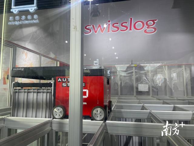 庫(kù)卡機(jī)器人