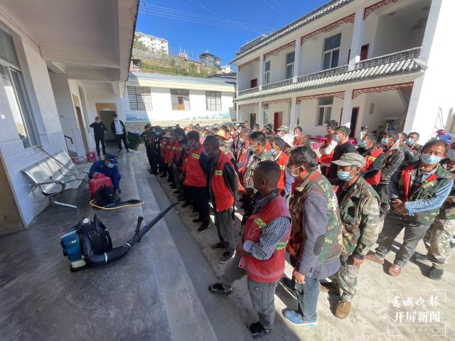 培訓(xùn) (4)（昆滇傳內(nèi)容）簽訂森林防火到戶責任狀9200余份！大理無量山筑牢森林防火網(wǎng)守護綠美家園.jpg