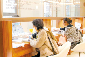 昊邦醫(yī)藥集團(tuán)專注民族醫(yī)藥傳承創(chuàng)新。記者郭曼攝 .jpeg