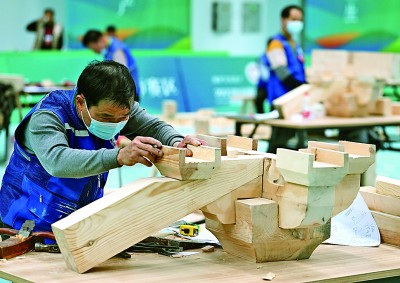 癡情守護(hù)文物 妙手再塑繁華——2022年全國(guó)文物行業(yè)職業(yè)技能大賽走筆