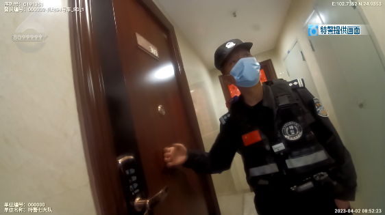 昆明一女子遭前男友持刀求復(fù)合