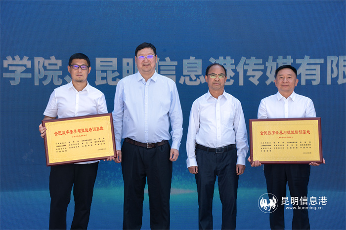 b9950a4c3ea490930ec2a3617c532aa b9950a4c3ea490930ec2a3617c532aa