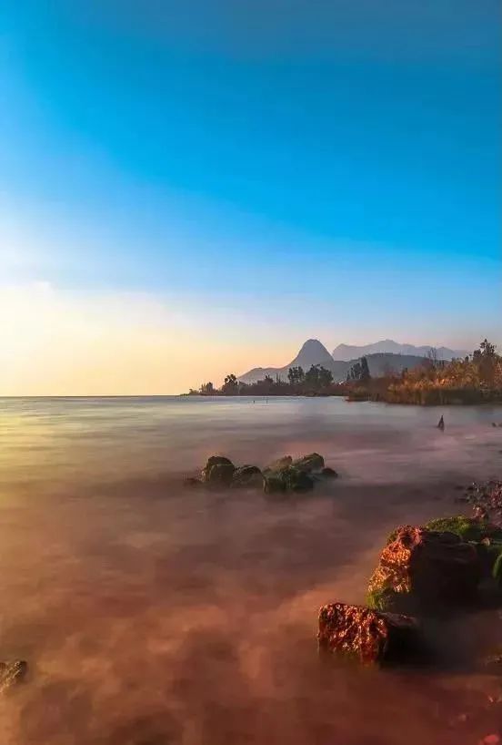 有一種叫云南的生活｜太空視角瞰撫仙湖