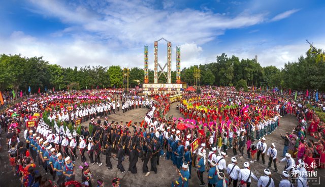 萬人目瑙縱歌 李維江攝(14023524)-20220620202902.jpg