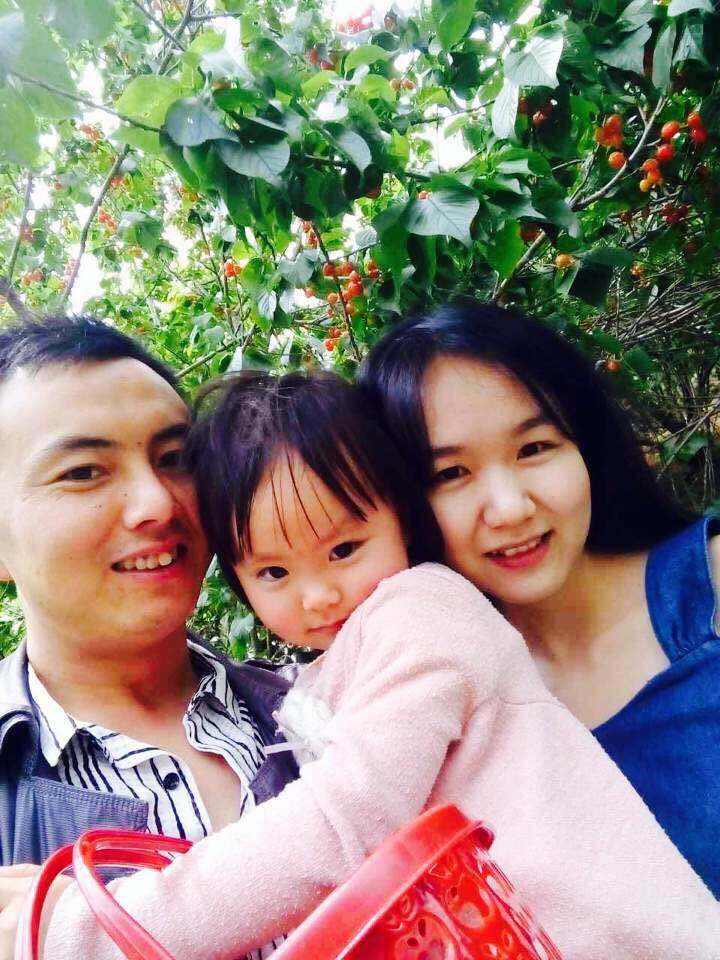 楊學(xué)鶯家庭照片3