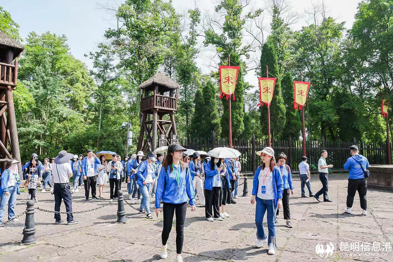 6b26b897f001d85e8824740217aaa6c 6b26b897f001d85e8824740217aaa6c