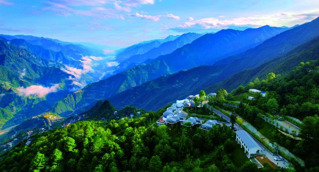 5、云上人家（老姆登云上酒店） - 王碧攝.jpg