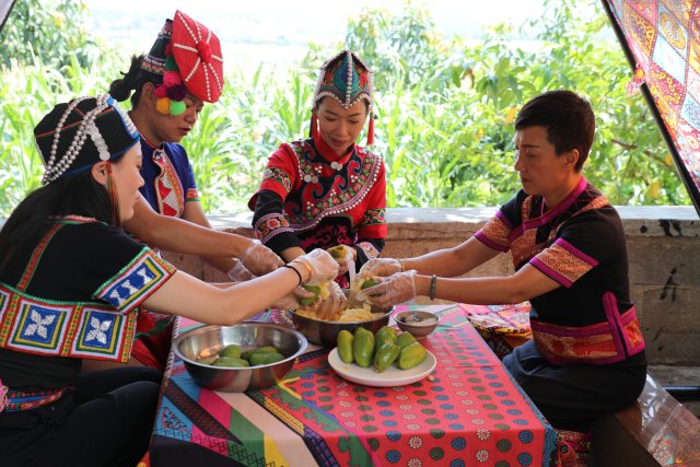 做芒果飯 5.26 張?zhí)m攝.JPG