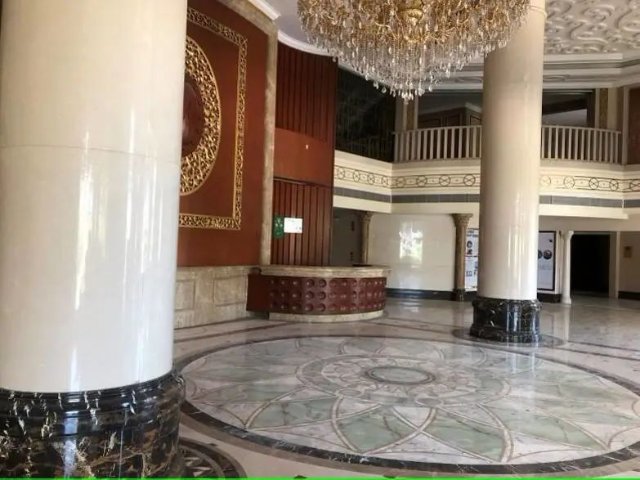 昆明這家五星級酒店拍賣