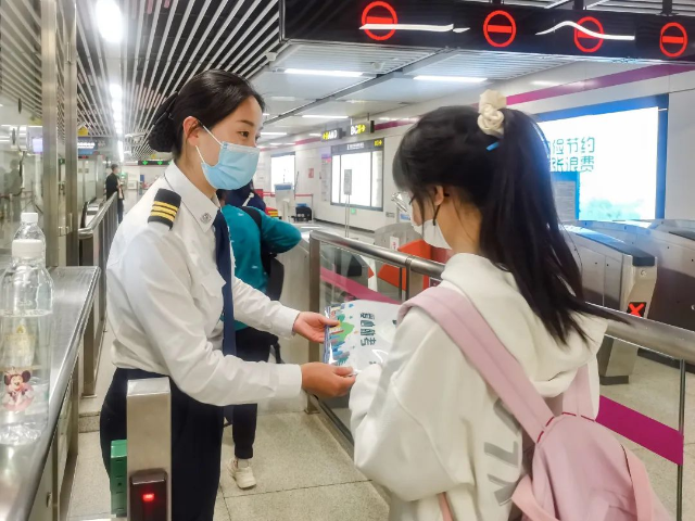 (昆滇傳內(nèi)容)@所有考生 中考期間免費(fèi)乘坐昆明地鐵4.png