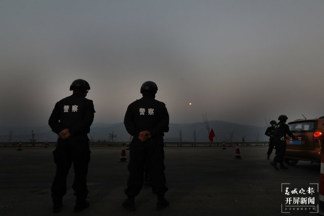 【致敬孤勇者】保山流動查緝大隊：激戰(zhàn)在邊境線上的緝毒鐵軍（開屏新聞記者 崔敏 通訊員 胡正第 張義秀 楊昆燕 攝）