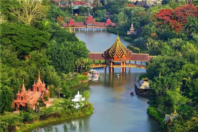 7月初 云南暑期整體訂單量同比增長248% 每天從長水機(jī)場接待有組織團(tuán)隊(duì)約2000個(gè) 西雙版納文化和旅游廳 供圖.jpg