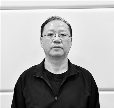 云南省文山州原林業(yè)局黨組書記、局長付永剛