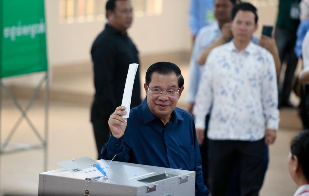 1129769083_16903655370101n