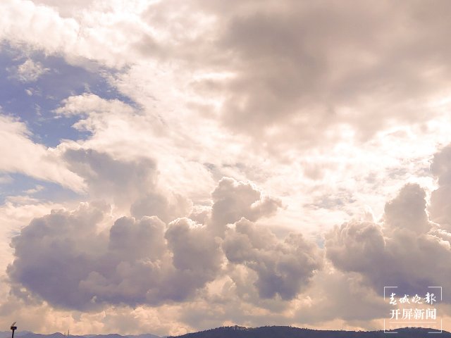 大理彌渡:彩云宛如宮崎駿漫畫的彩色天空 (11).jpg