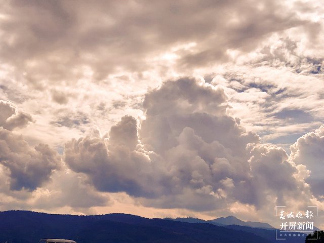 大理彌渡:彩云宛如宮崎駿漫畫的彩色天空 (8).jpg