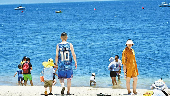 6f95907b-f793-4dc2-b76c-76e8d9cba174 6f95907b-f793-4dc2-b76c-76e8d9cba174