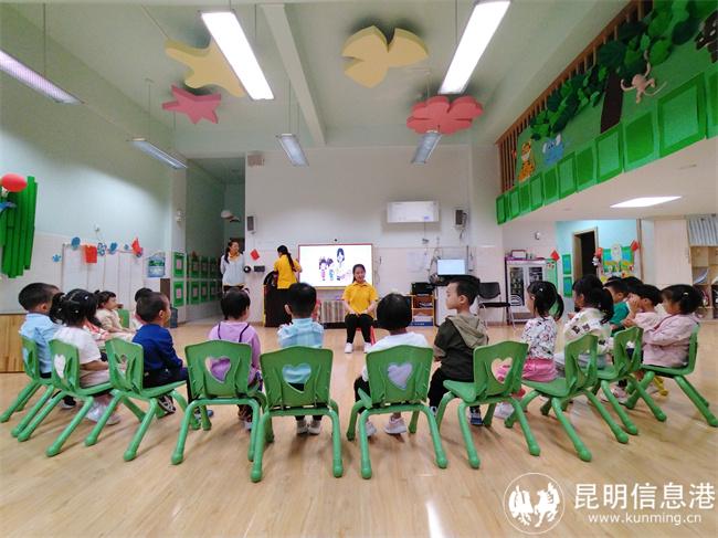 昆明市人民政府機(jī)關(guān)幼兒園評(píng)審現(xiàn)場(chǎng)4