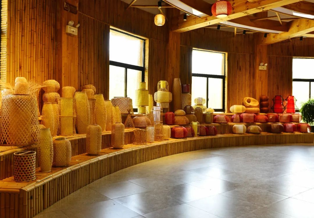 1698974101777594 1698974101777594