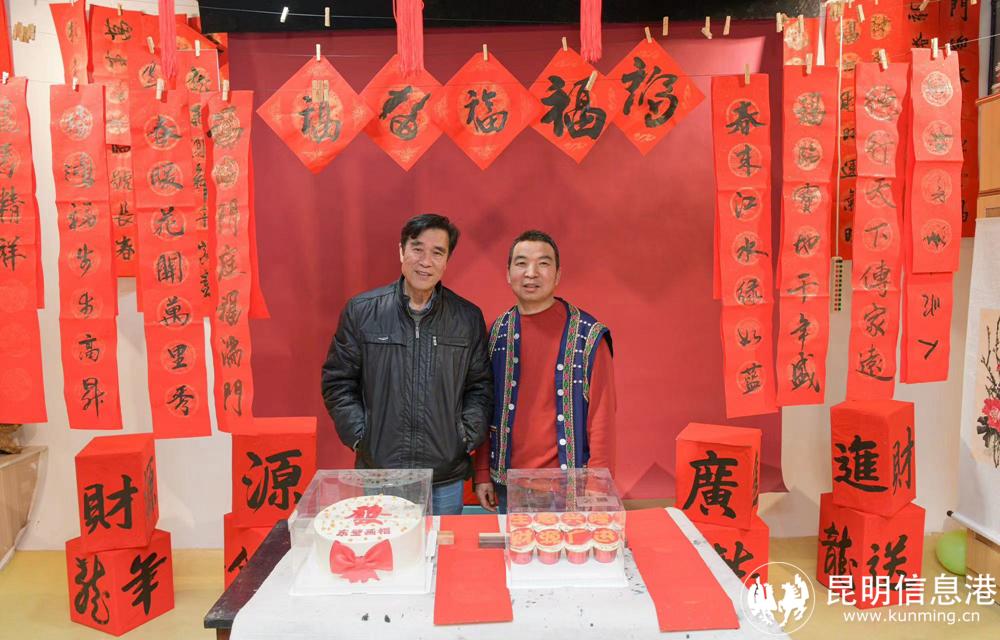 5646aefa5adc7b808ea451d56529425