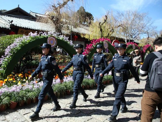 “霸榜”朋友圈的女子巡邏隊(duì)