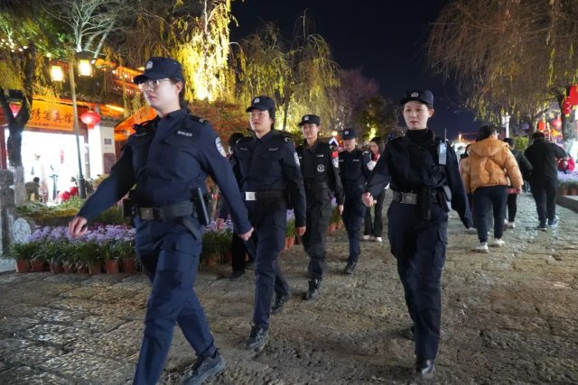 “霸榜”朋友圈的女子巡邏隊(duì)