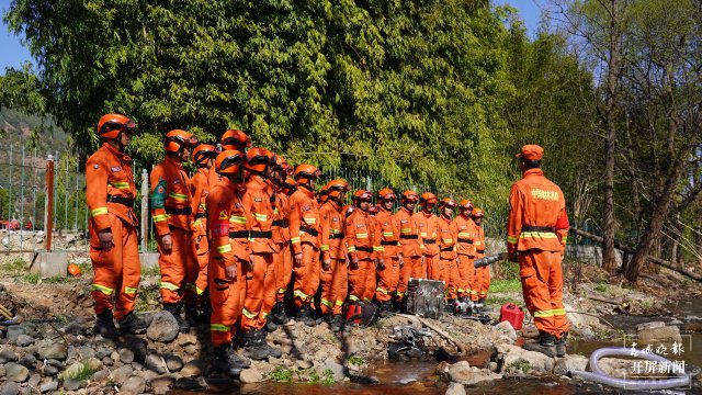 （采訪傳編輯）700余名森林消防指戰(zhàn)員集中野外駐訓，全面提升防滅火實戰(zhàn)能力 (33).JPG