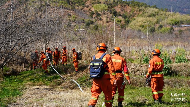（采訪傳編輯）700余名森林消防指戰(zhàn)員集中野外駐訓，全面提升防滅火實戰(zhàn)能力 (21).JPG