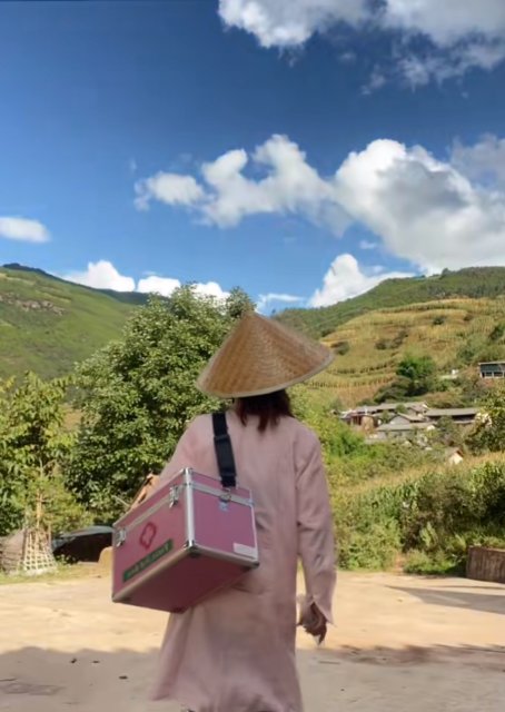 云龍00后獸醫(yī)-馬雯-受訪者供圖 (10).jpg