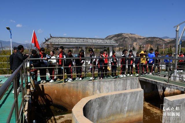 (采訪傳編輯)大理洱源抓實2024年春季學(xué)期洱海源頭保護(hù)“開學(xué)第一課”宣傳教育進(jìn)校園活動 (1).JPG