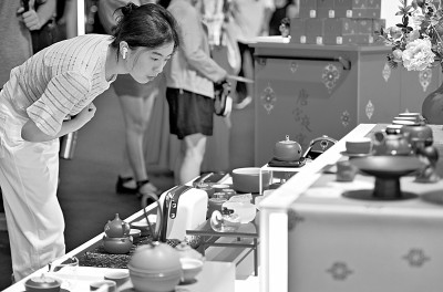 “國(guó)韻”悠長(zhǎng)，國(guó)潮何以成熱潮