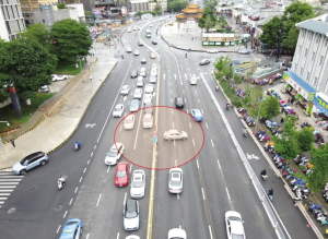 金碧路新增掉頭通道位置 供圖