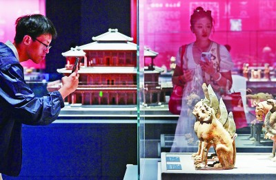 共繪當代中國文化長卷 共繪當代中國文化長卷