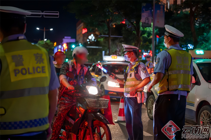 00306319402_b16ae4c7 00306319402_b16ae4c7