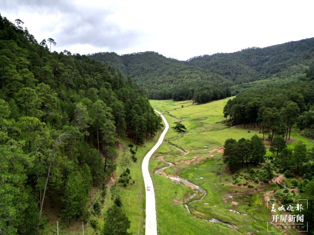 （采訪傳編輯）別擔(dān)心人擠人了！來(lái)大理感受“農(nóng)村公路+生態(tài)旅游”新體驗(yàn)