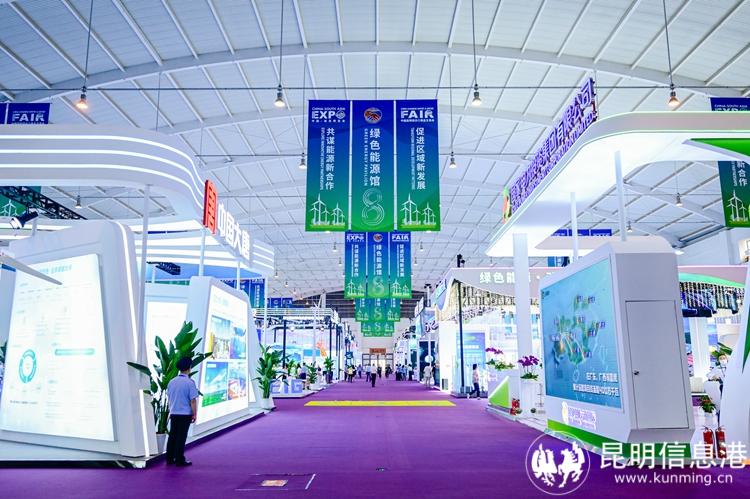 _DSC5823-opq3120001277 _DSC5823-opq3120001277