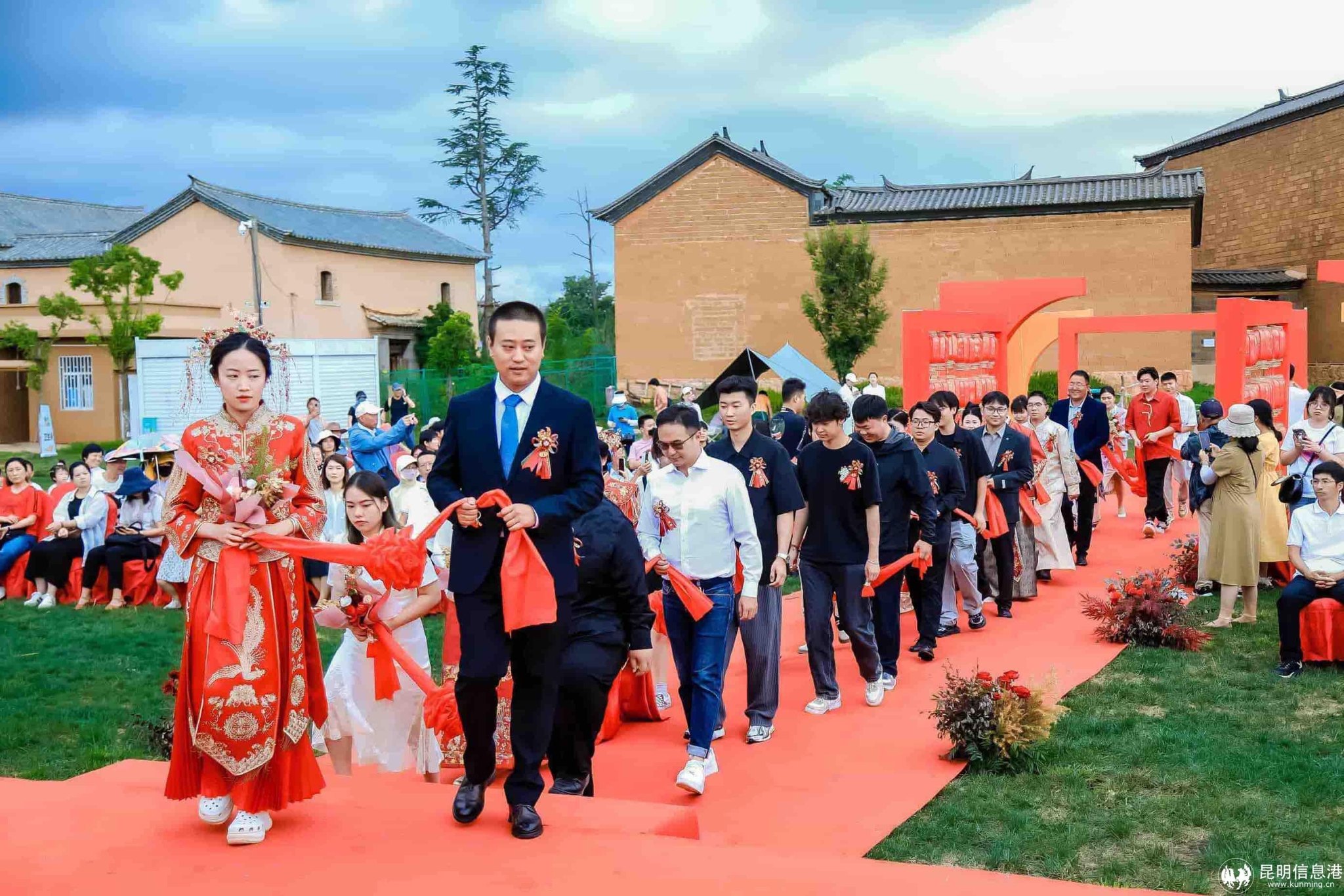 1723310282_5 1723310282_5