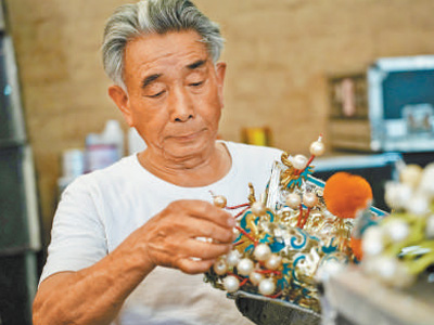 板車豫劇團送戲下鄉(xiāng)六十年(守望·文化惠民①)