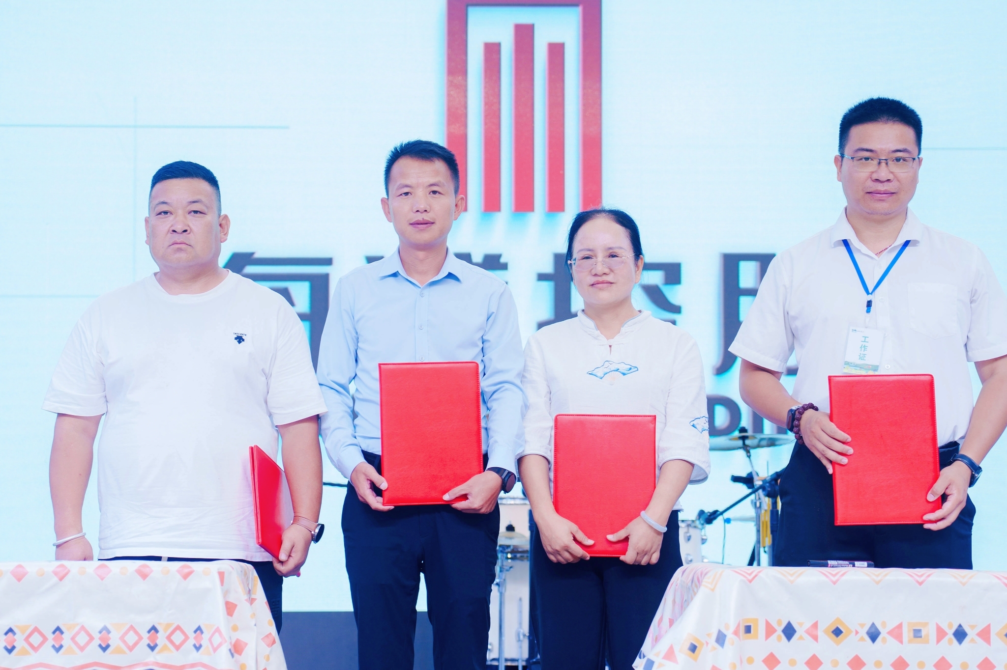 DSC04250-opq3234512038 DSC04250-opq3234512038