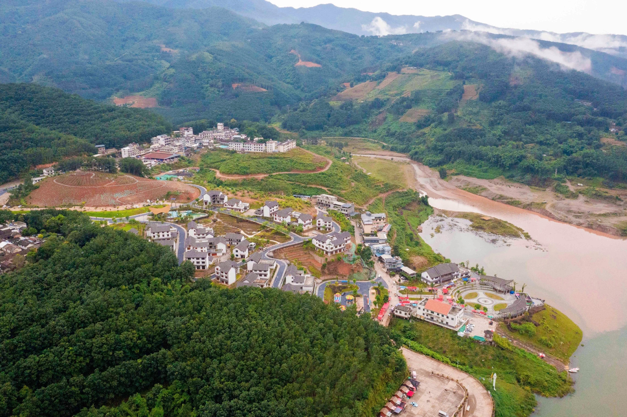 DJI_0140-opq3234581014 DJI_0140-opq3234581014