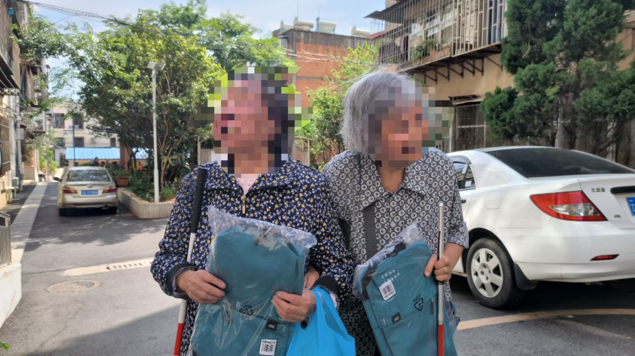 “光明行、送溫暖”助盲活動(dòng)2